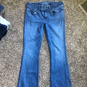American Eagle Skinny Kick Jeans size 8